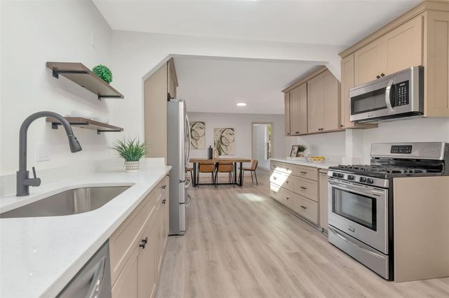 6375 EMERSON AVENUE S, St Petersburg, FL 33707