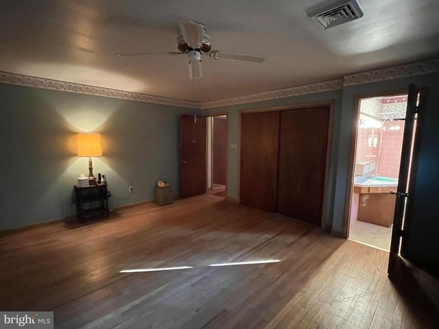 230 BURRS RD, Burlington Township, NJ 08016
