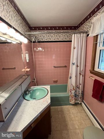 230 BURRS RD, Burlington Township, NJ 08016