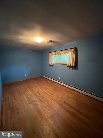 230 BURRS RD, Burlington Township, NJ 08016