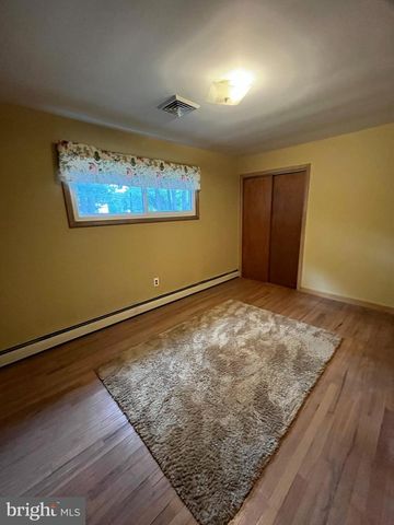 230 BURRS RD, Burlington Township, NJ 08016