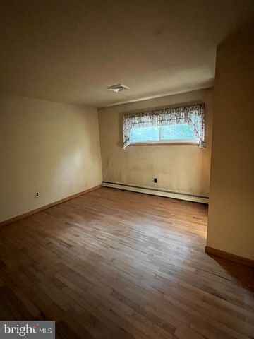 230 BURRS RD, Burlington Township, NJ 08016