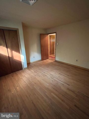 230 BURRS RD, Burlington Township, NJ 08016