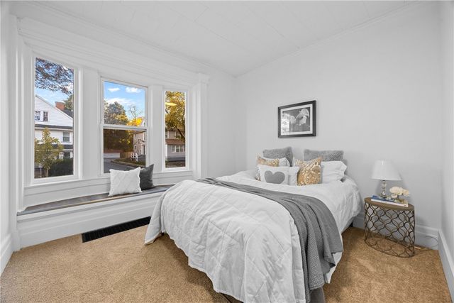 901 Lake Avenue, Rochester, NY 14613