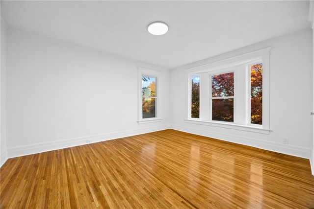 901 Lake Avenue, Rochester, NY 14613