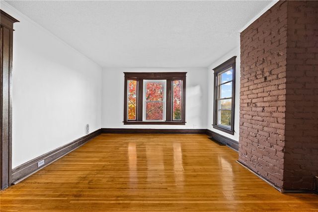 901 Lake Avenue, Rochester, NY 14613