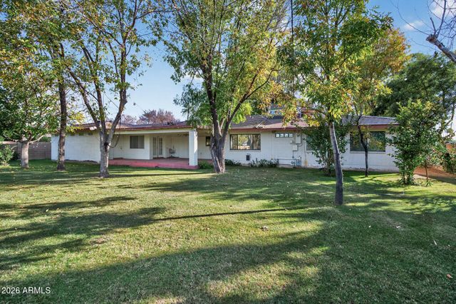 7730 N 7TH Avenue, Phoenix, AZ 85021