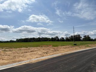 1014 Saddlebrooke Circle, Chandler, IN 47610