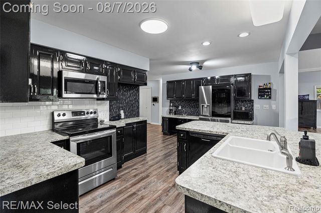 4484 Cedardale Lane, Flushing, MI 48433