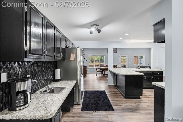 4484 Cedardale Lane, Flushing, MI 48433