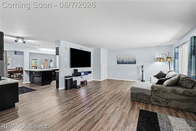 4484 Cedardale Lane, Flushing, MI 48433