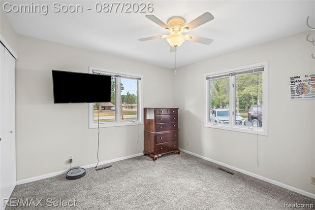 4484 Cedardale Lane, Flushing, MI 48433