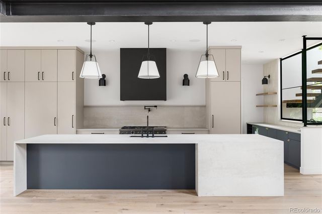 5292 Lions Paw Street, Castle Rock, CO 80104