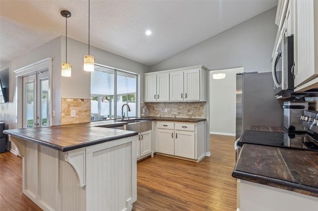 1321 FAWN AVENUE, Deltona, FL 32725