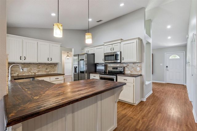 1321 FAWN AVENUE, Deltona, FL 32725