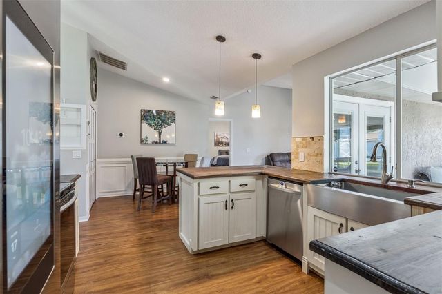 1321 FAWN AVENUE, Deltona, FL 32725