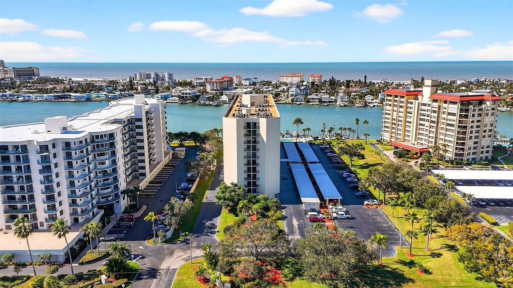 690 ISLAND WAY 911, Clearwater Beach, FL 33767