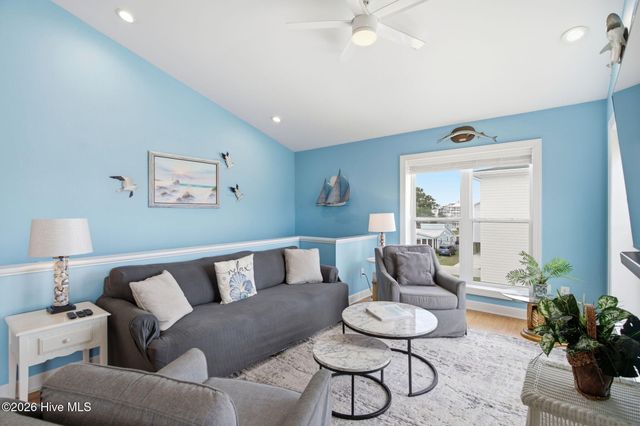 1101 Fort Fisher Boulevard N Unit 3, Carolina Beach, NC 28428