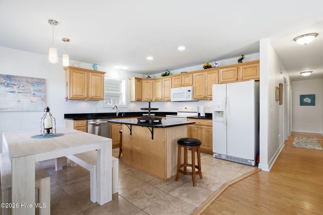 1101 Fort Fisher Boulevard N Unit 3, Carolina Beach, NC 28428