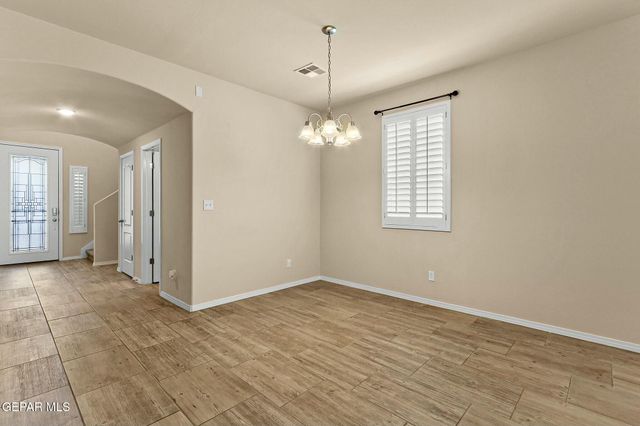 3909 DESERT DUNES Drive, El Paso, TX 79938
