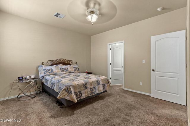 3909 DESERT DUNES Drive, El Paso, TX 79938