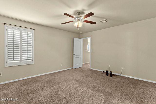 3909 DESERT DUNES Drive, El Paso, TX 79938