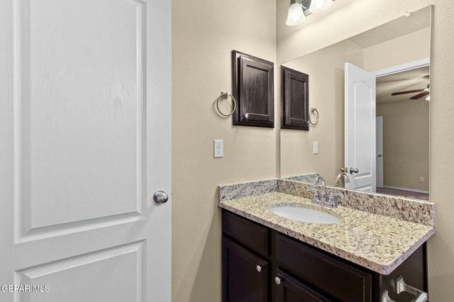 3909 DESERT DUNES Drive, El Paso, TX 79938