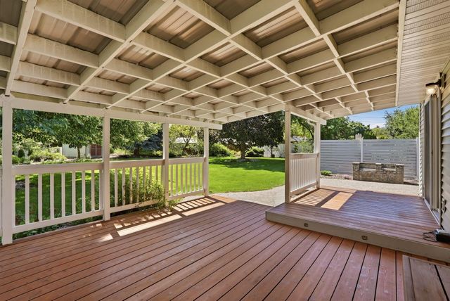 525 S Collins Ct, Spokane Valley, WA 99216