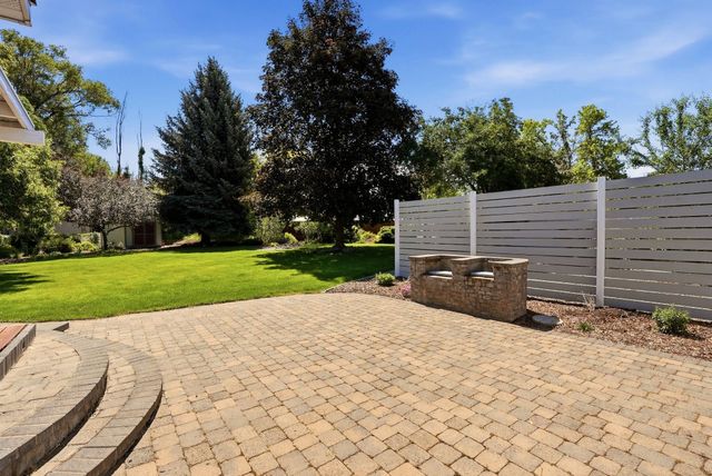 525 S Collins Ct, Spokane Valley, WA 99216