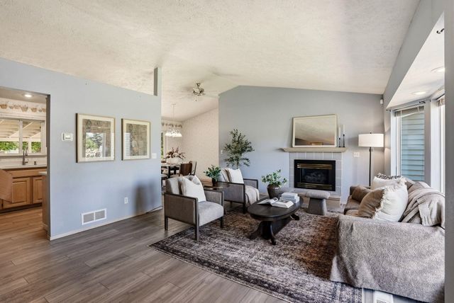 525 S Collins Ct, Spokane Valley, WA 99216