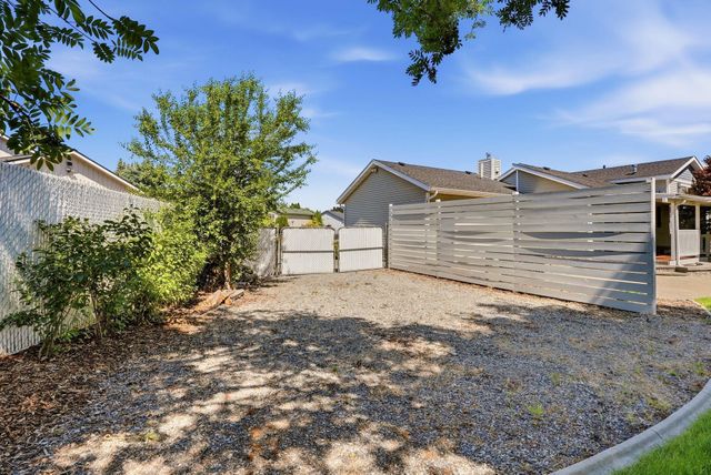 525 S Collins Ct, Spokane Valley, WA 99216