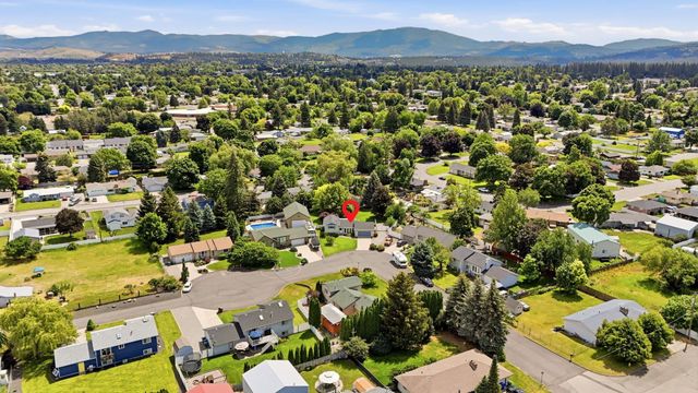 525 S Collins Ct, Spokane Valley, WA 99216