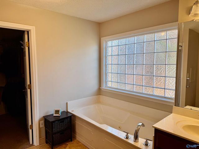 1818 Gallop Drive SE, Huntsville, AL 35803