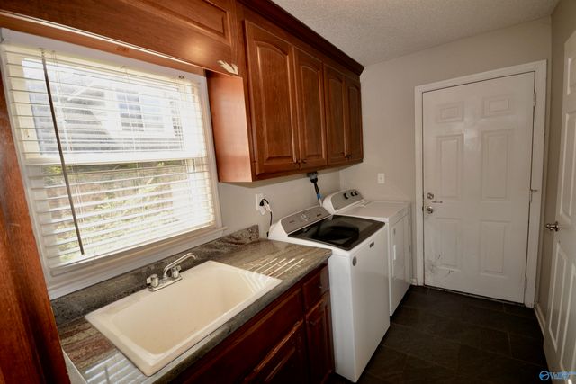 1818 Gallop Drive SE, Huntsville, AL 35803