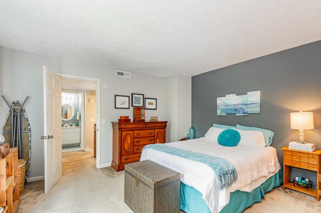 213 Cedarwood Ln, Madison, TN 37115