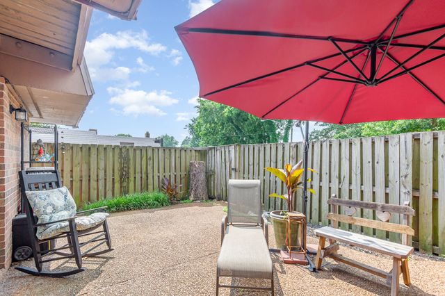 213 Cedarwood Ln, Madison, TN 37115