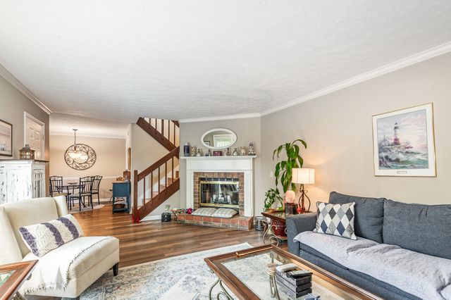 213 Cedarwood Ln, Madison, TN 37115