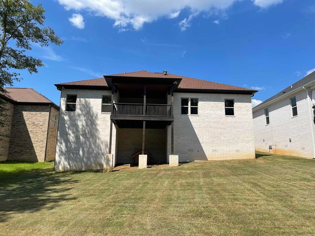 8001 Kanis Pines Drive, Little Rock, AR 72204