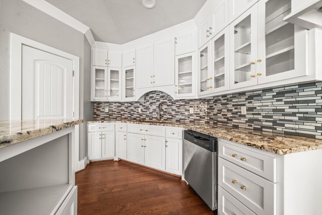 8001 Kanis Pines Drive, Little Rock, AR 72204