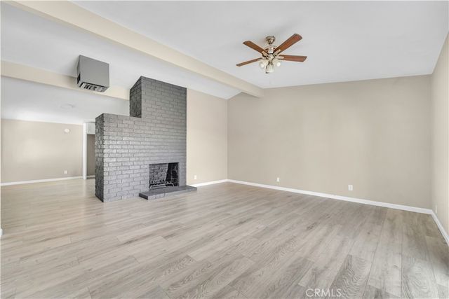 1041 W Avenue H2, Lancaster, CA 93534