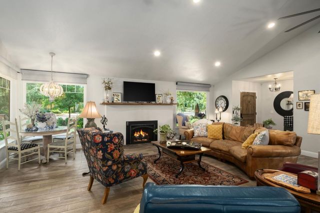 3868 N Van Ness Boulevard, Fresno, CA 93704