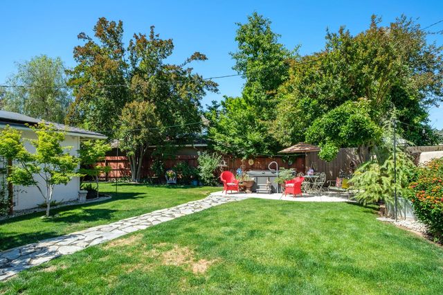 3868 N Van Ness Boulevard, Fresno, CA 93704