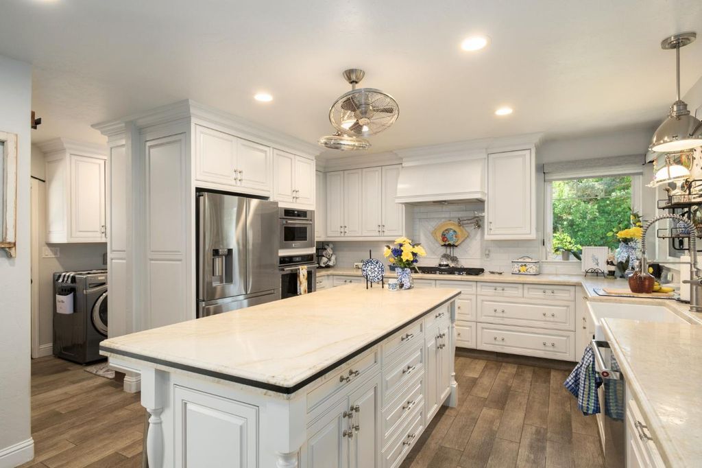 Image 17 of property listing at 3868 N Van Ness Boulevard, Fresno, CA 93704