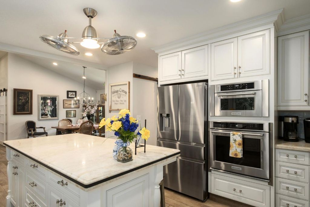Image 20 of property listing at 3868 N Van Ness Boulevard, Fresno, CA 93704