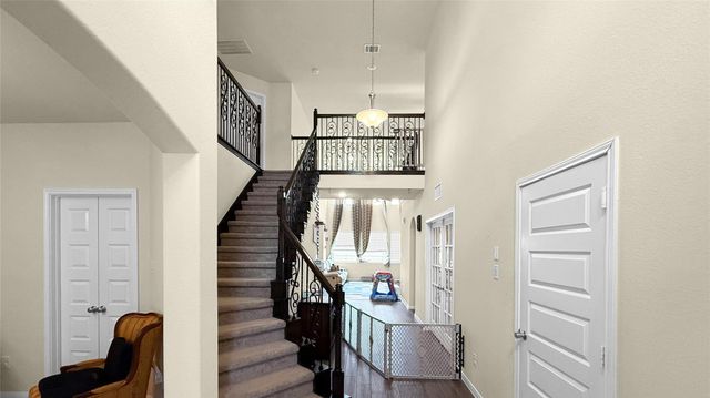3822 Dry Creek Drive, Missouri City, TX 77459