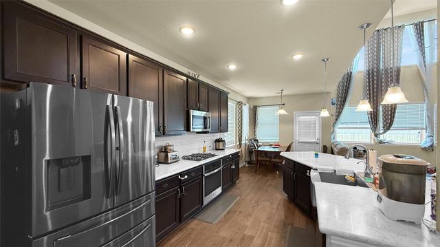 3822 Dry Creek Drive, Missouri City, TX 77459