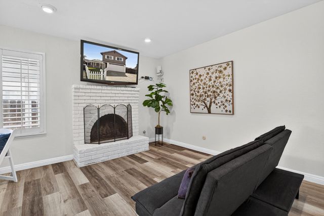 166 Norman Ct, Tracy, CA 95376