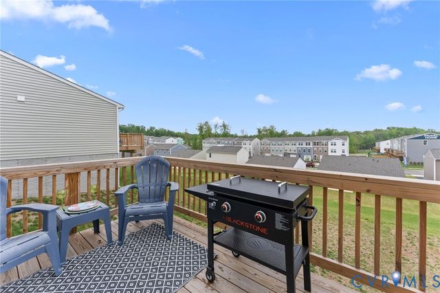 30 Horse Path Dr, Charlottesville, VA 22902