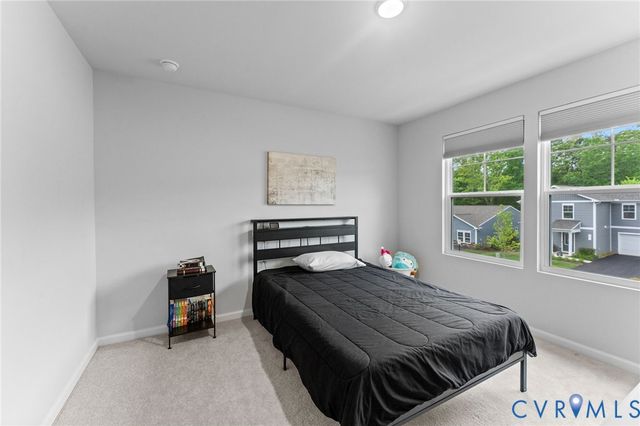 30 Horse Path Dr, Charlottesville, VA 22902