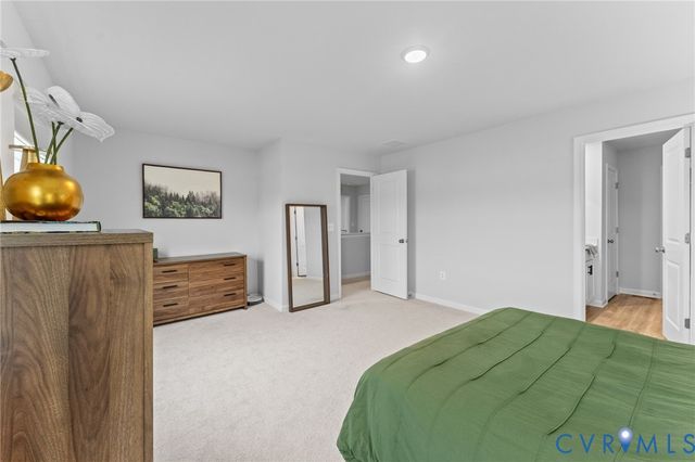 30 Horse Path Dr, Charlottesville, VA 22902
